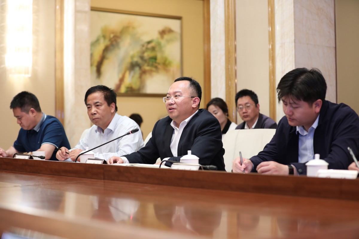 中南控股集团董事局常务副主席邱泽勇                 下一