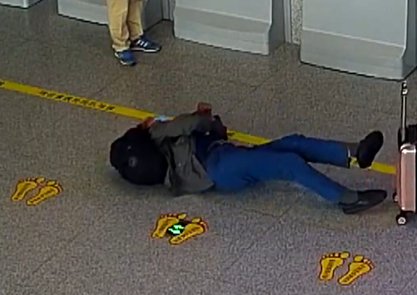 【得味视频】山东男子返乡途中突发疾病，宿迁民警电话求助现场救治