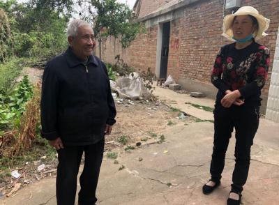 乡贤“不闲” 项目一线助力忙