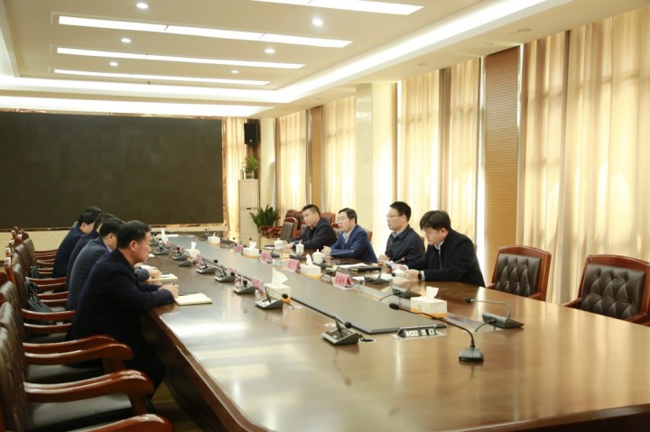 洋河新区召开领导班子会议宣布市委决定
