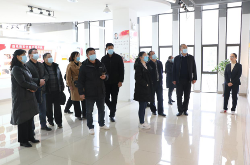宿城区退役军人事务局组织人员到泗洪县开展“双学双促”活 动