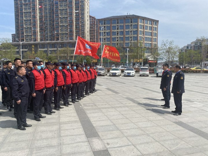 洋河新区综合行政执法局：执法服务两不误  队员“变身”志愿者