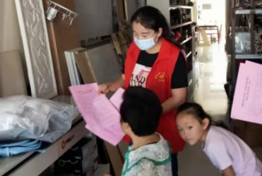 胡集镇巾帼志愿服务进社区