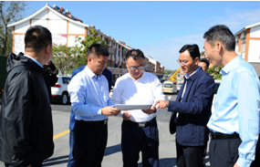 陈磊现场检查茶壶窑商业街城市管理和公共空间治理工作