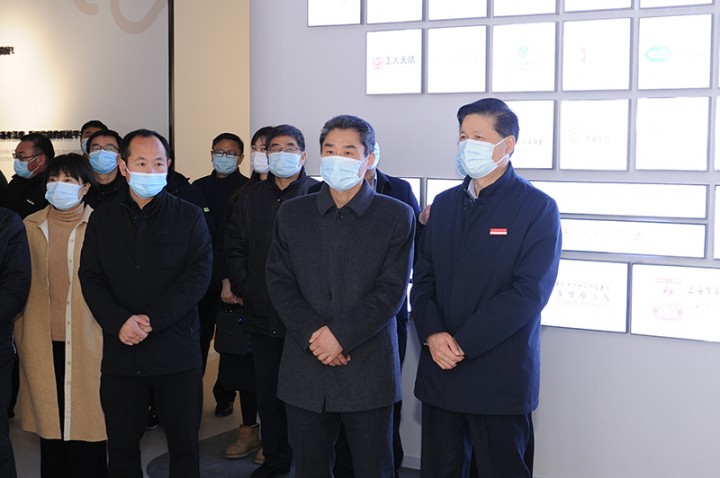 市委巡察机构到湖滨新区观摩重大产业项目