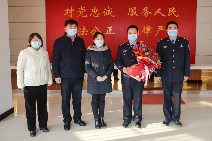 市委组织部到洋河新区开展党员慰问活动