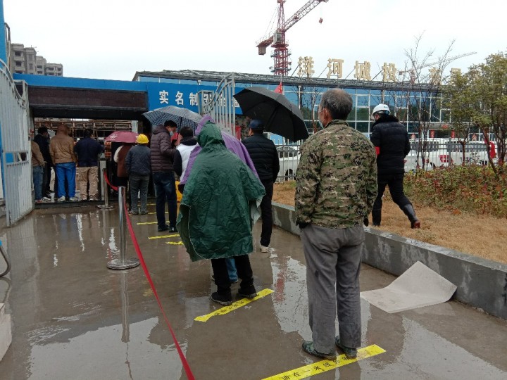 洋河新区：工地通行 除了出示“双码”还要核酸检测卡