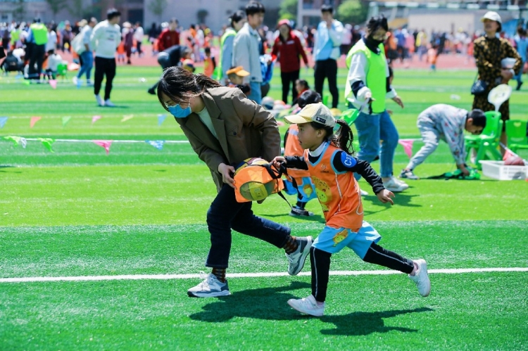 悦享童年 迎篮而上：洋河小太阳幼教2023年第二届幼儿篮球嘉年华开幕