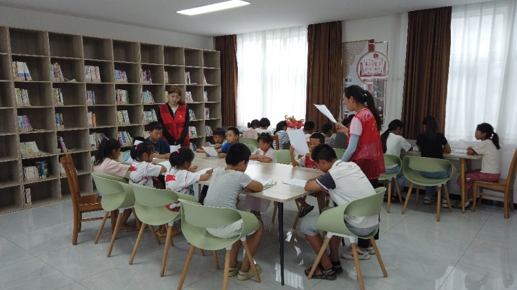 【视频】“缤纷夏日 青春同行”（三）：爱心暑托班 我们明年见