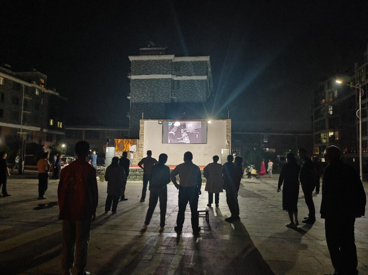 强国复兴有我|洋河新区开展“爱祖国爱家乡”红色主题观影活动