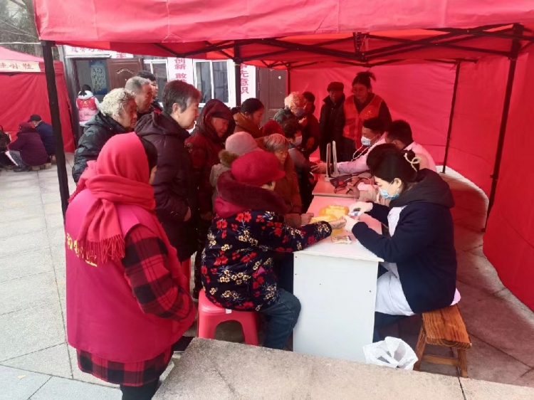 西门社区：洋5有约暖民心