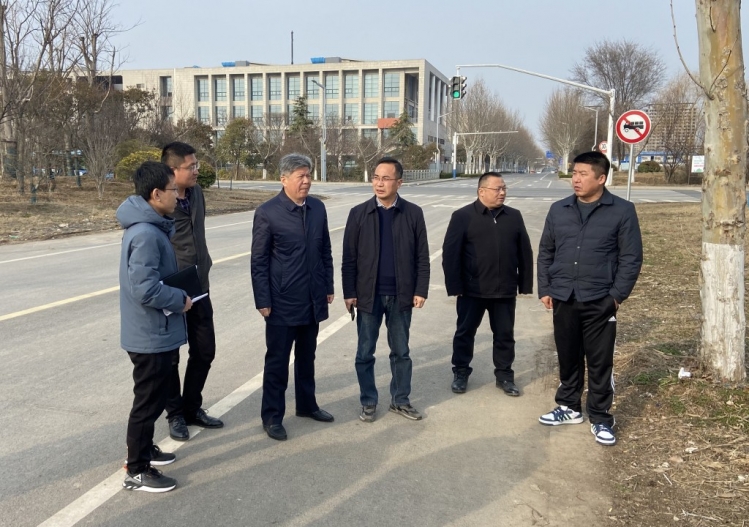 洋河新区召开全区义务植树活动现场会办会