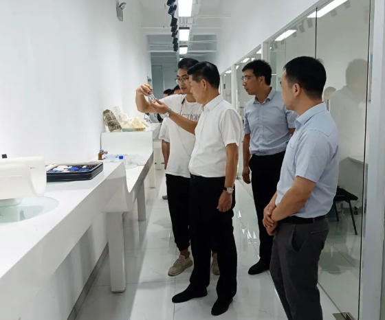 张先彦带队赴上海开展招才引智工作