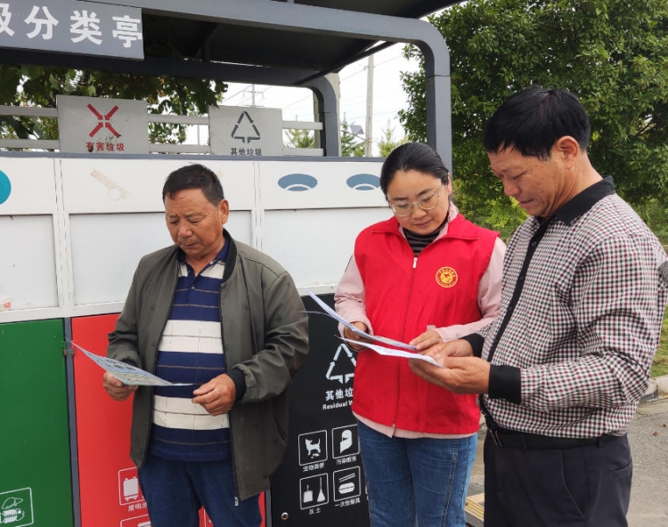 街西社区举办垃圾分类宣传活动