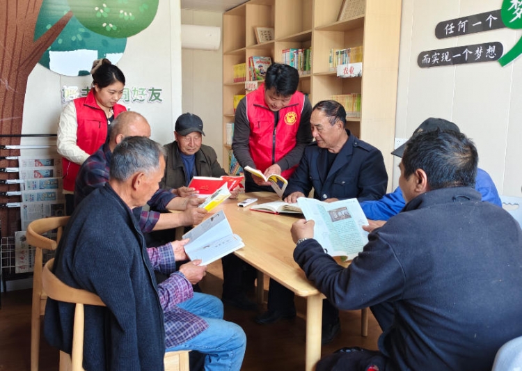 克先社区举办全民阅读活动