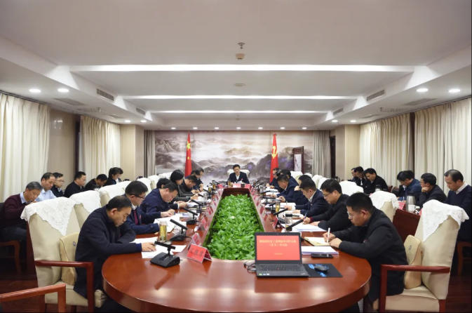 湖滨新区召开党工委理论学习中心组（扩大）学习会，学习贯彻习近平总书记在民营企业座谈会上的重要讲话精神