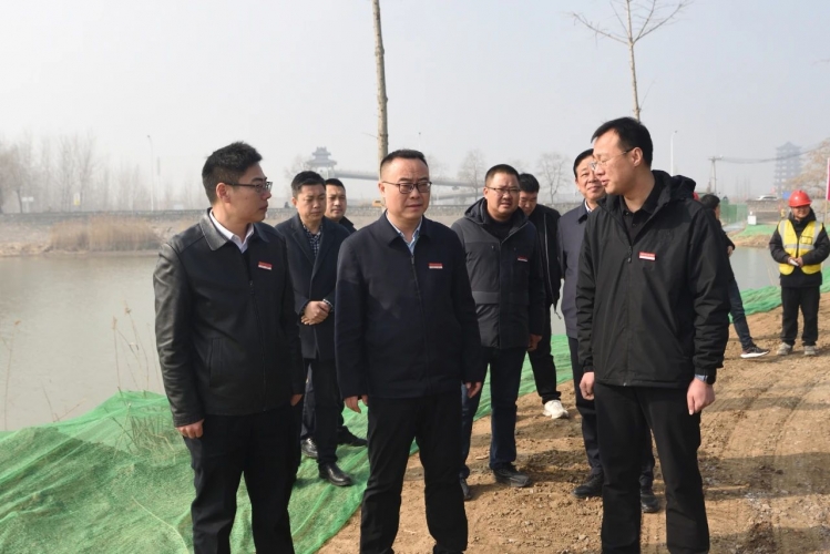 陈磊现场推进山水工程建设工作