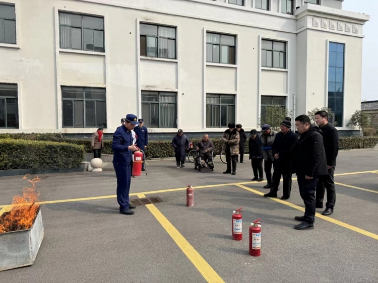 晓店街道携手消防开展春季养老机构消防安全宣传活动