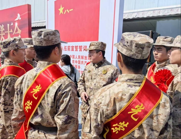 皂河镇 6 名青年光荣入伍 开启军旅新征程