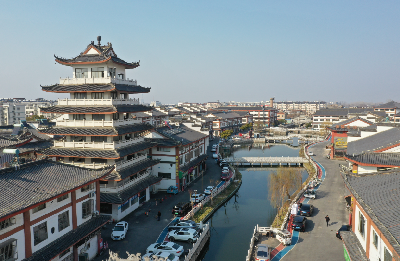 市洋河新区酒街9000米屋檐改造顺利完工