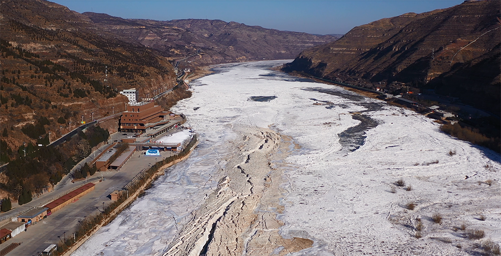壶口瀑布冰封景观。本文图片来源：黄河壶口瀑布风景名胜区 