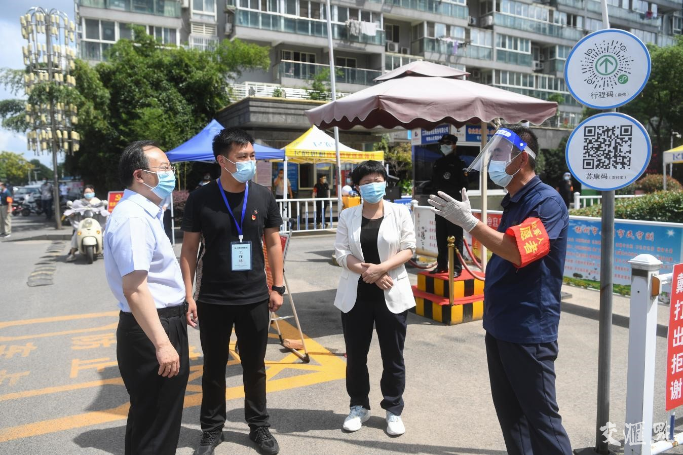 坚决克服麻痹思想厌战情绪侥幸心理松劲心态！吴政隆在江都检查指导疫情防控工作