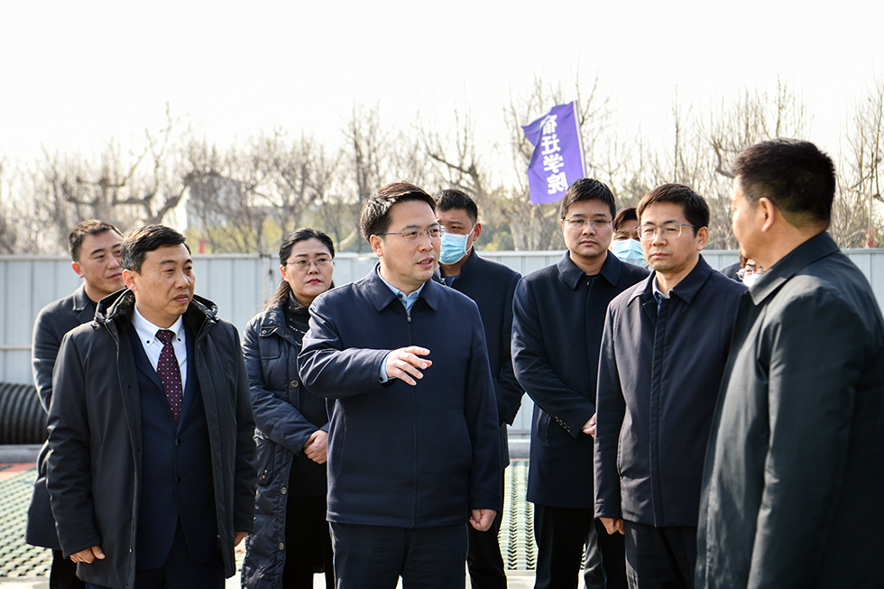 陈伟专题巡察宿迁学院大气国控站点污染防治工作.jpg