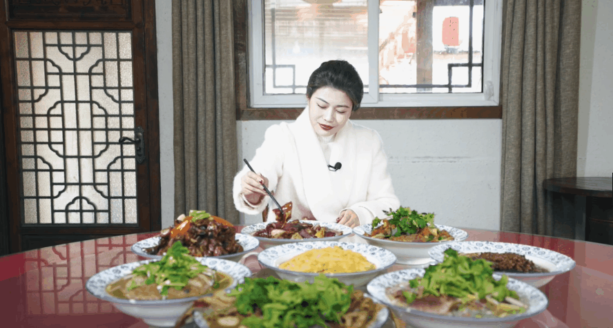 八大碗动4.gif