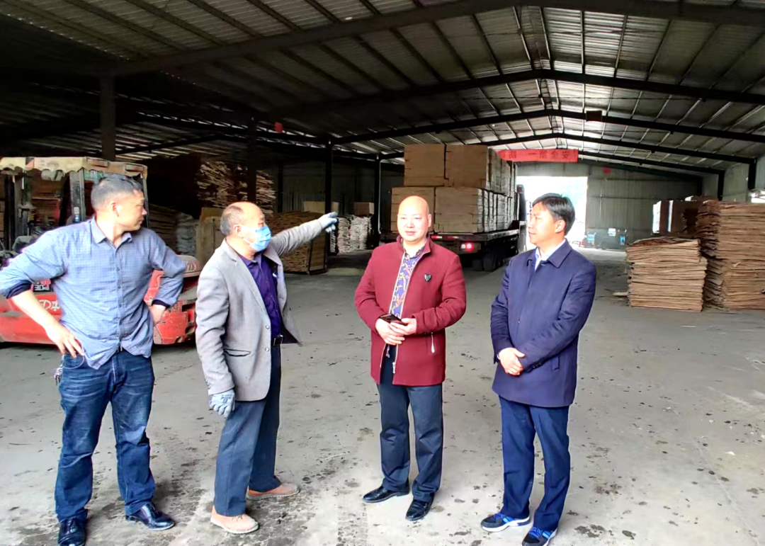 临河镇：开展沿街商铺消防安全专项整治筑牢安全屏障