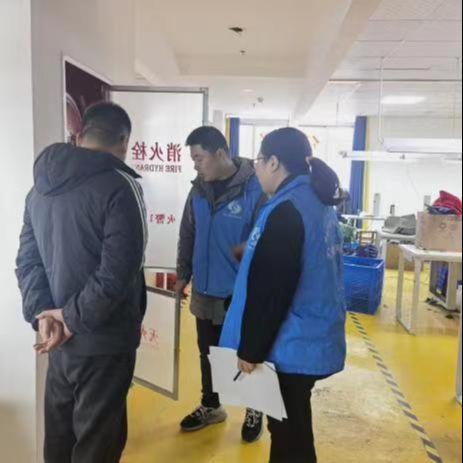 巡查走访知民情，网格服务显成效