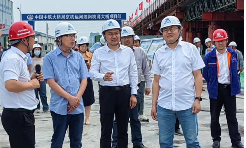 全市公路水运平安百年品质工程建设推进会暨观摩交流活动在泗阳举办