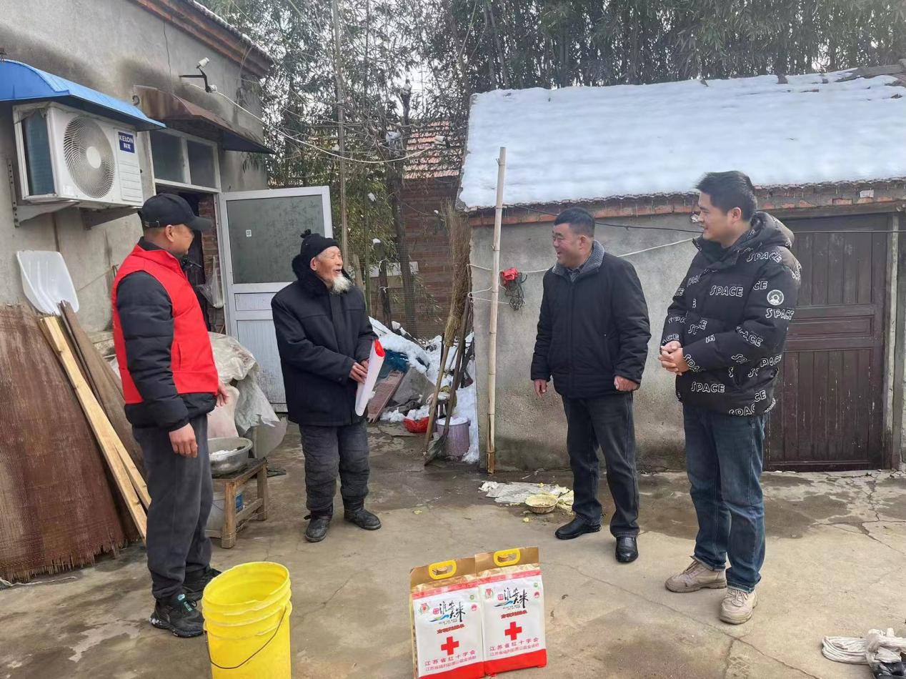 沭阳县华冲镇扎实开展春节走访慰问优抚对象及困难退役军人活动