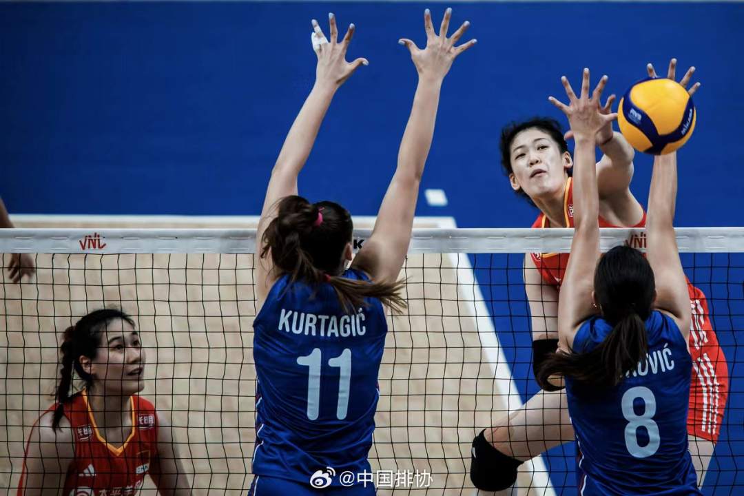 中国女排3-1逆转塞尔维亚女排！世联赛巴西站收官