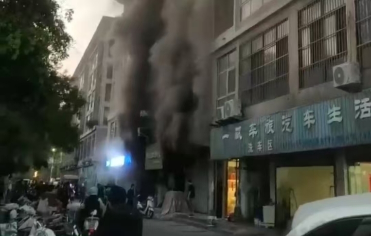火灾无情，警钟长鸣——众兴街道迅速应对突发火灾事故