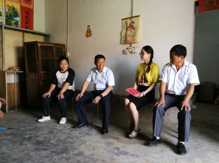 胡集镇退役服务站“学党史”，情系老兵